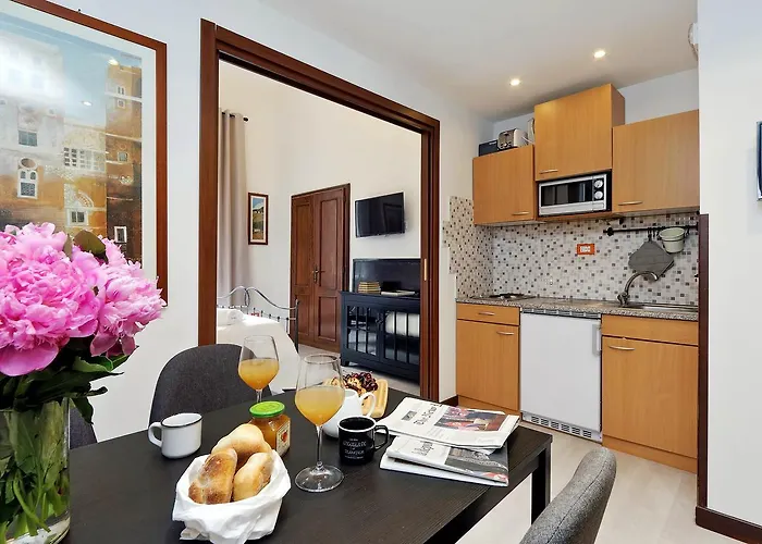 4bnb - Cavour Square Apartment *